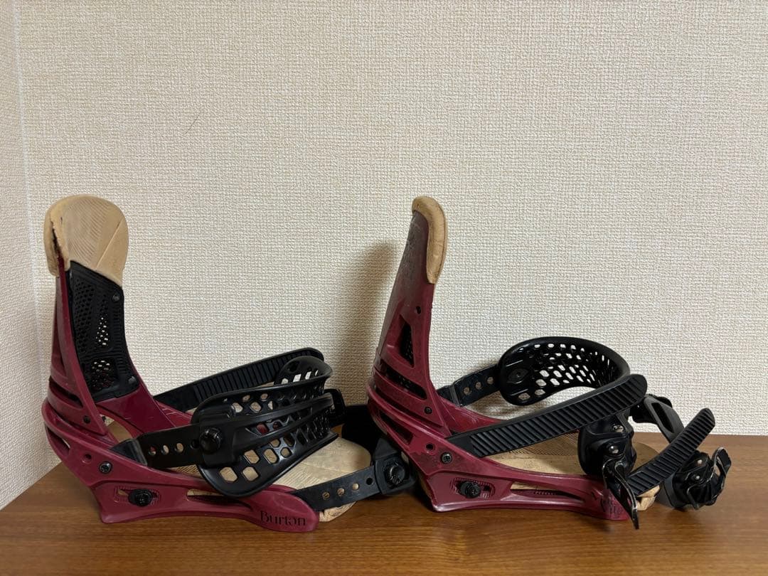 マラビータ スノーボードビンディング 赤