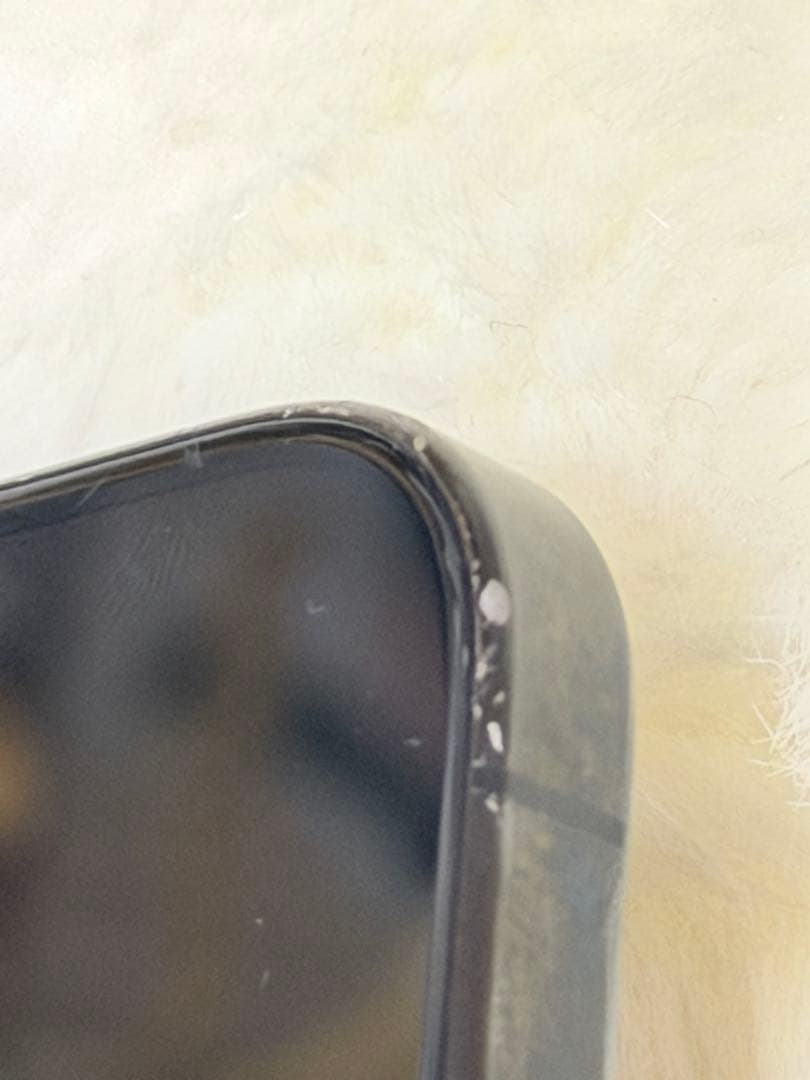 かかiPhone 15 Pro 本体 ブラックチタニウム