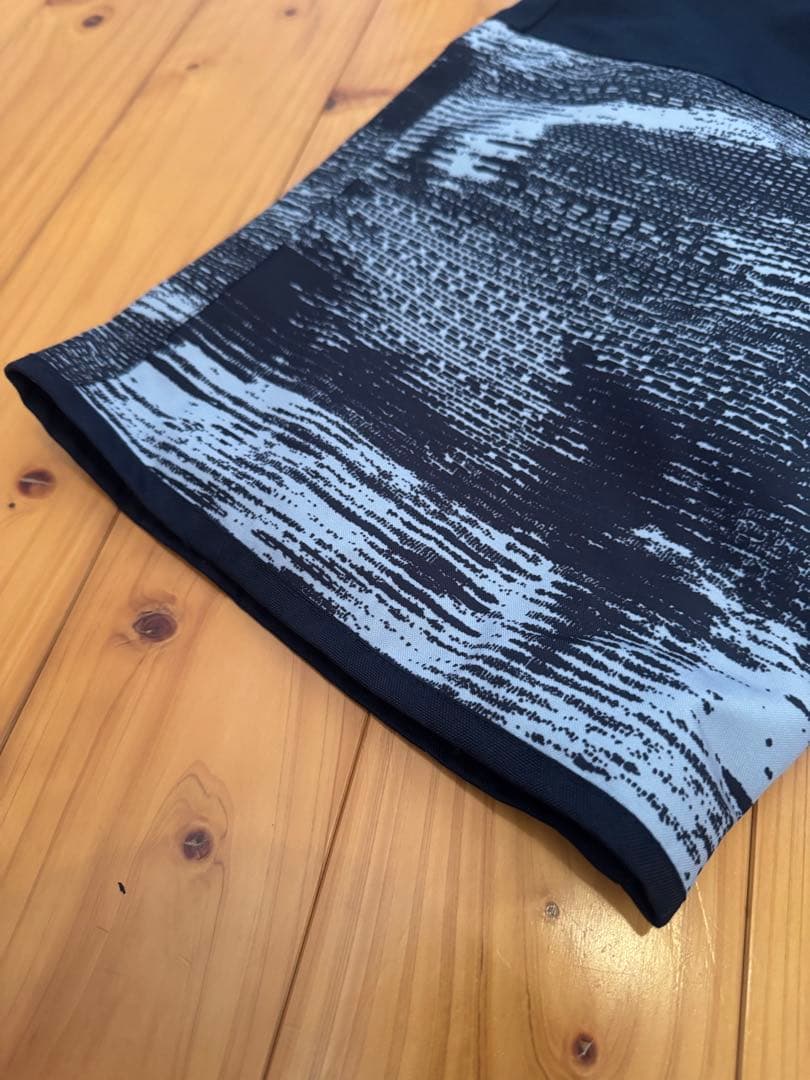 SALOMON 迷彩スノーボードウェア XL 【ほぼ新品】