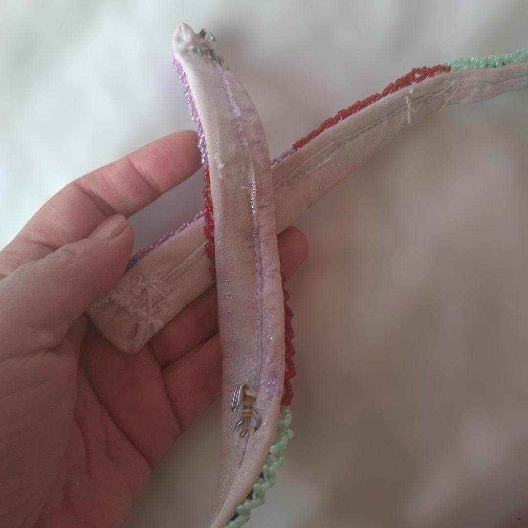 【ラプンツェル様】ベリーダンス衣装　中古　セット　白地に赤、青　多色ビーズ刺繍