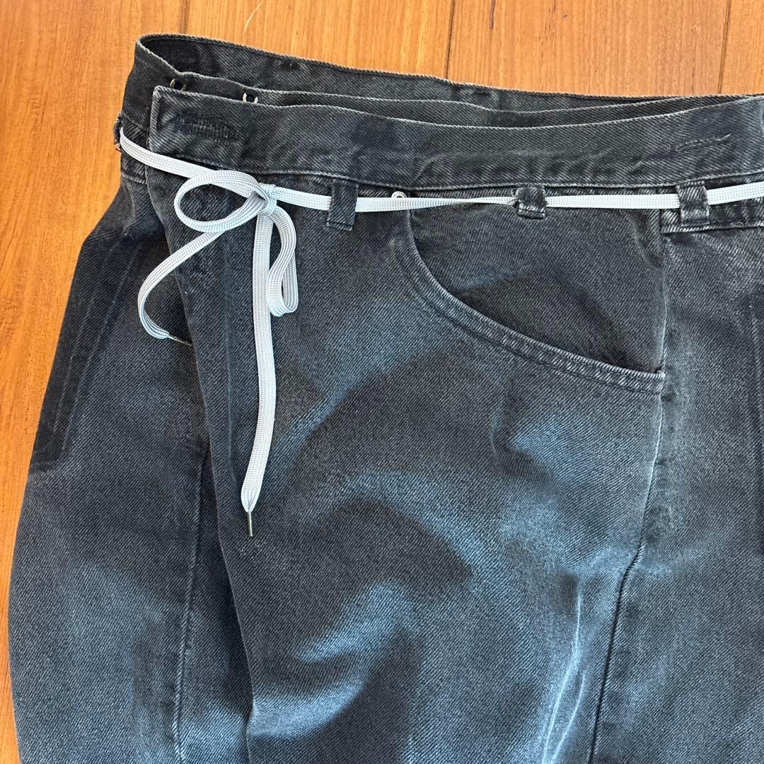 メゾンエウレカ　ブラックデニム