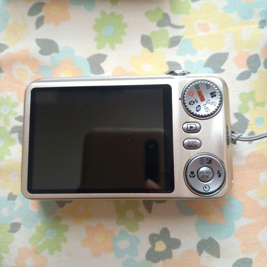 デジカメ 富士フィルム 14メガピクセル