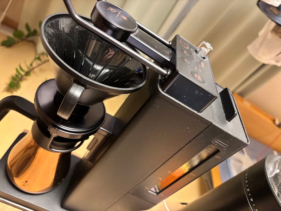 R+ ステンレス製コーヒーポット ゴールド