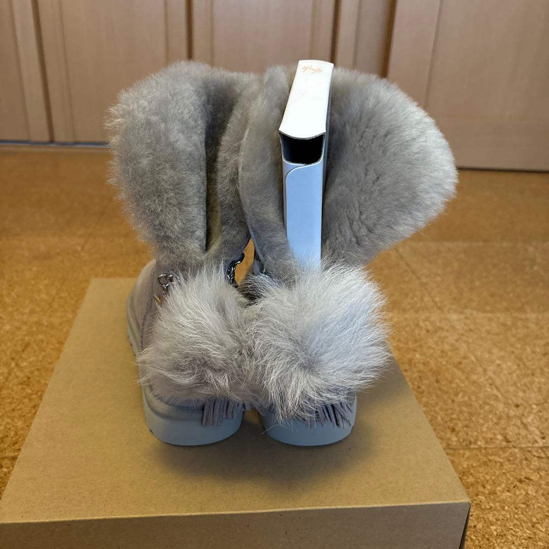 UGG ブーツ classic charm BOOT