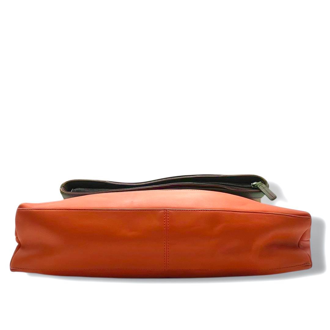 美品 COACH コーチ ショルダーバッグ メッセンジャー カムデン A4可