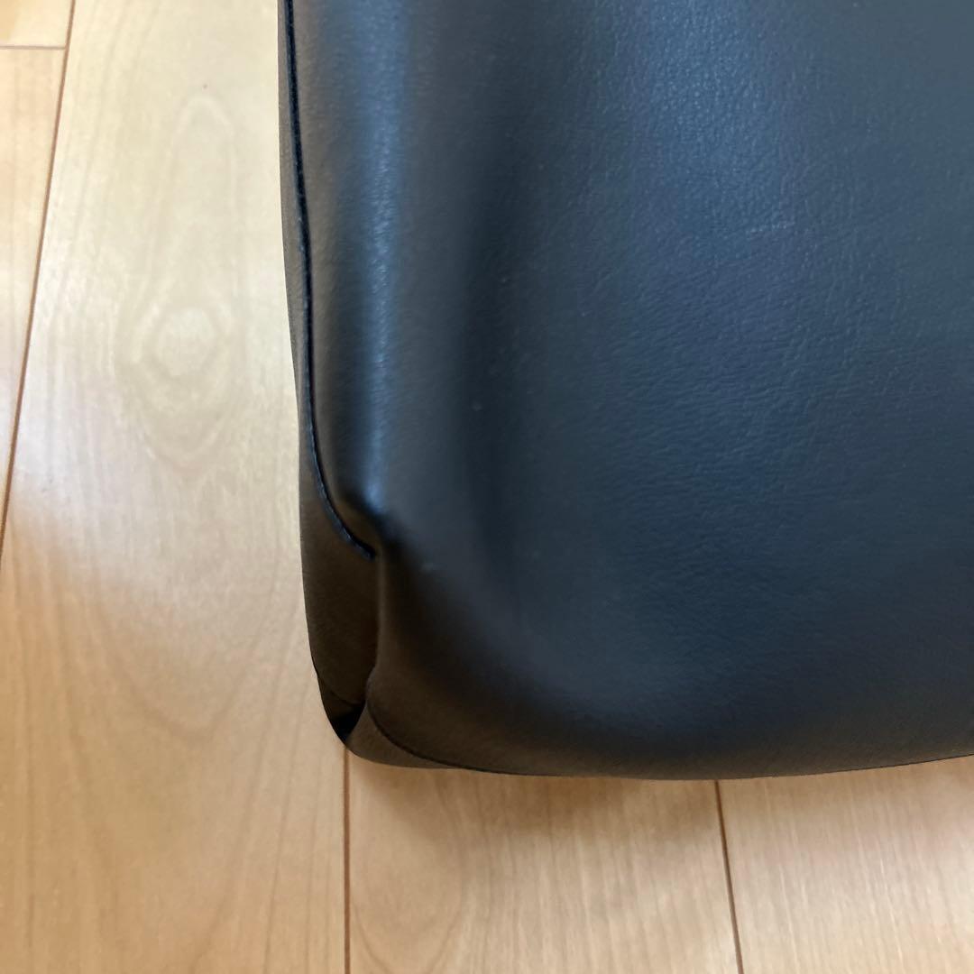 SAINT LAURENT レザートートバッグ　ブラック