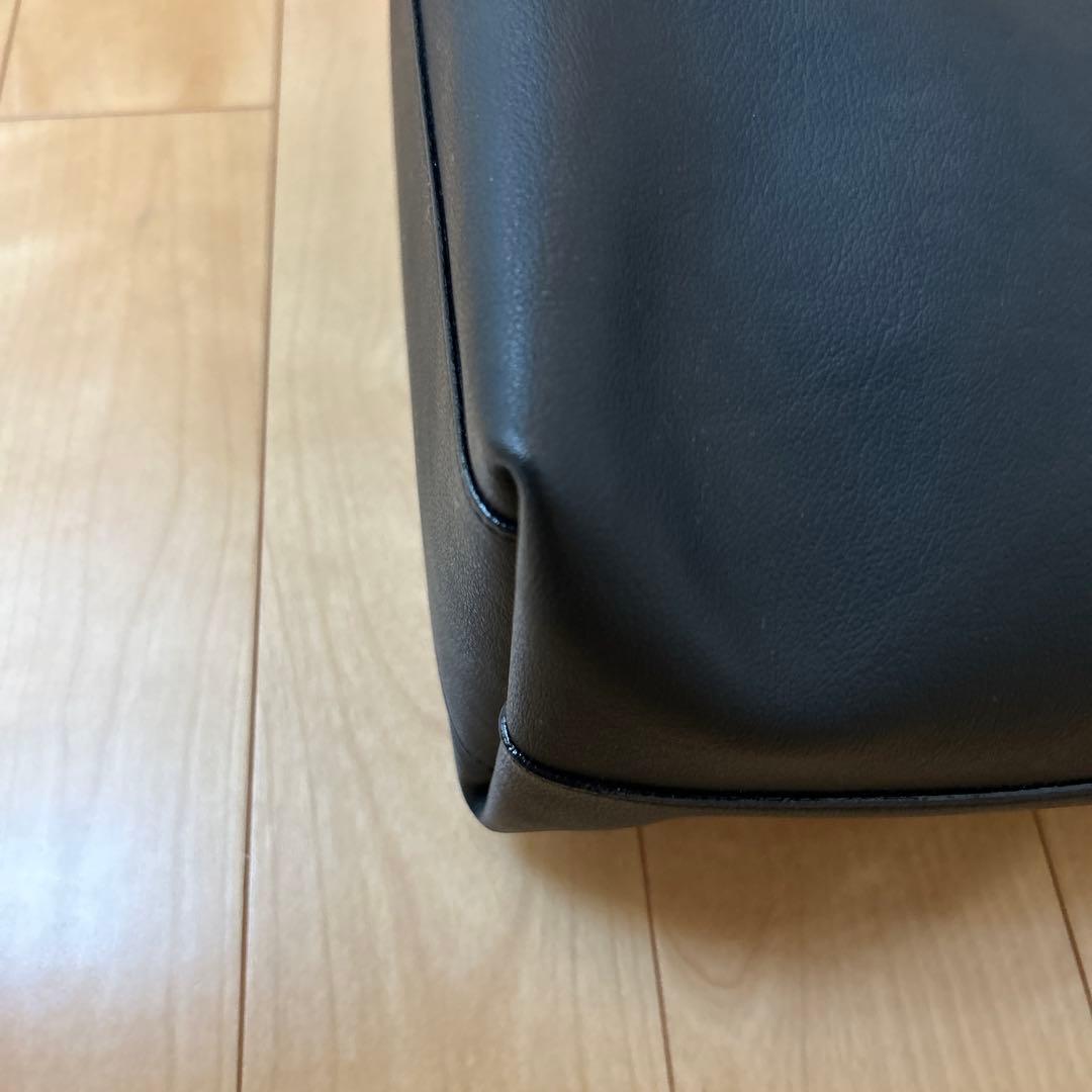 SAINT LAURENT レザートートバッグ　ブラック