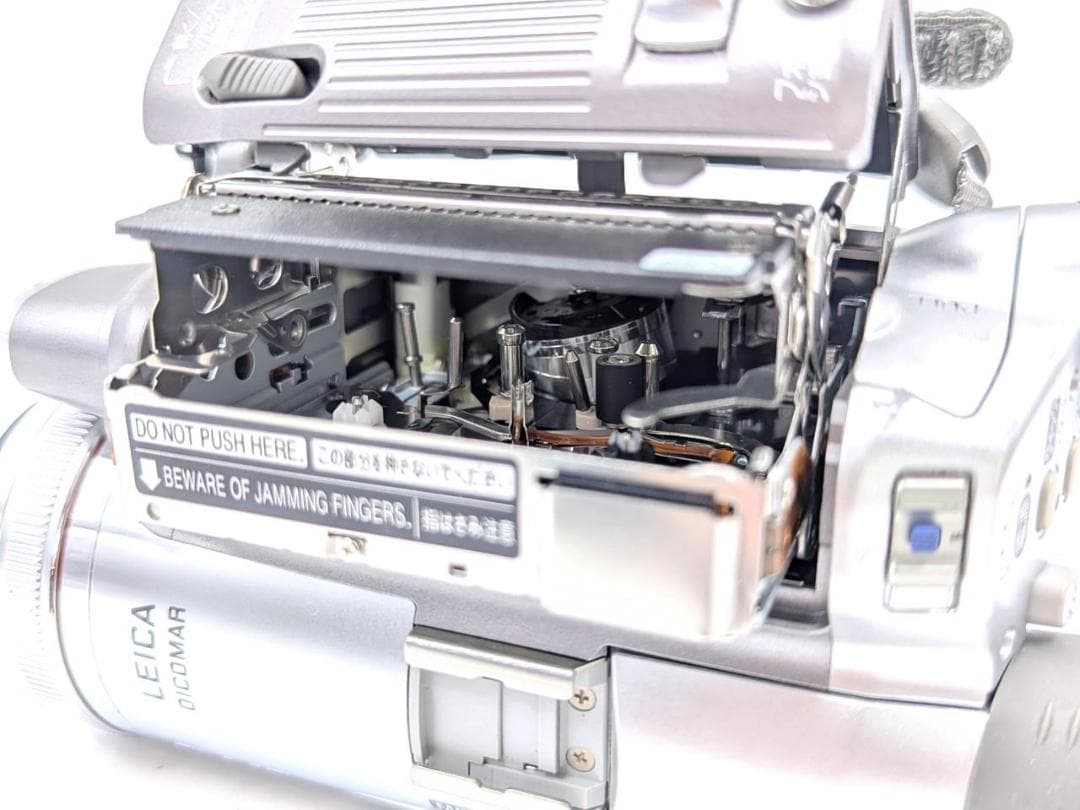 miniDVのダビングに Panasonic ビデオカメラ NV-GS250 2