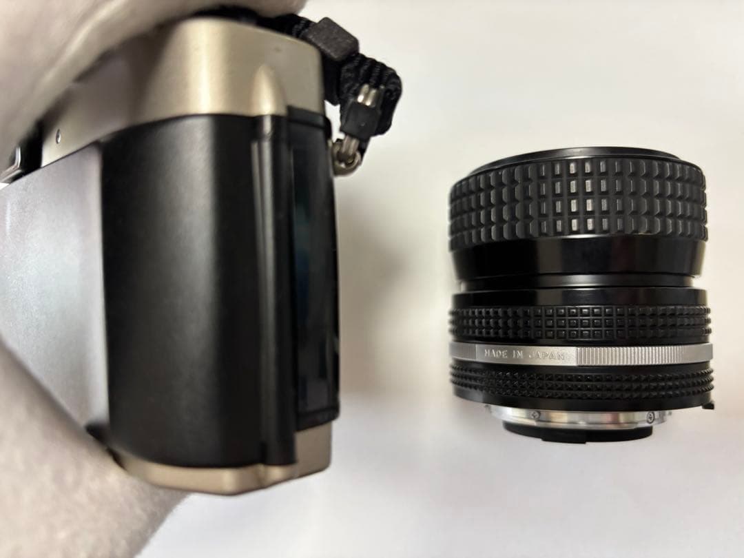 7日のみ限定価格カメラ女子Nikon FE10付属多中古完動品