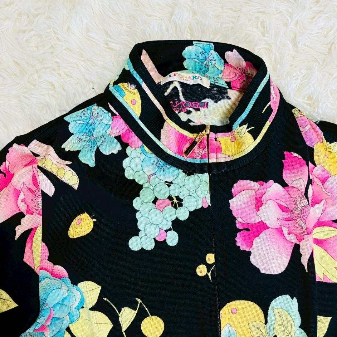 美品 LEONARD SPORT フラワープリント ハイネック 上品 オシャレ