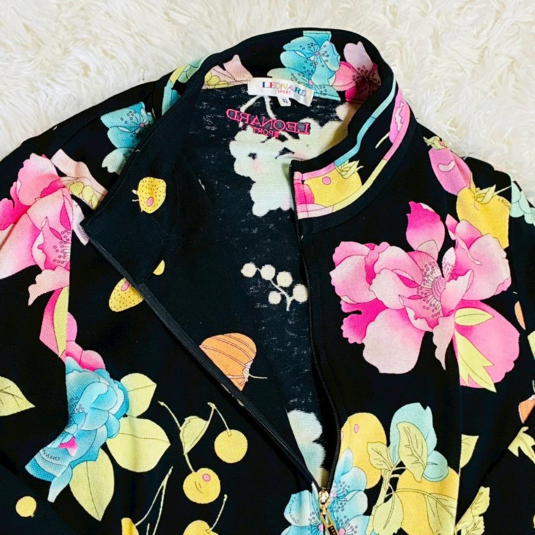 美品 LEONARD SPORT フラワープリント ハイネック 上品 オシャレ