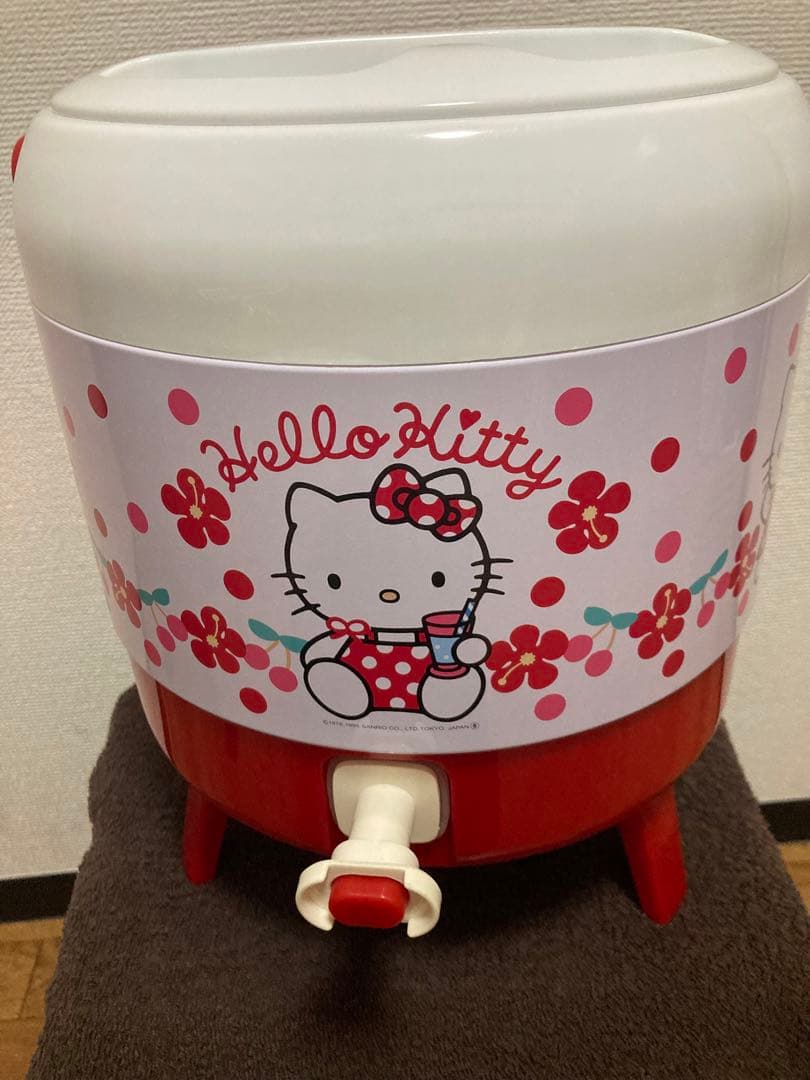 ハローキティ⭐️ ウォータージャグサーバー&エアーポット 保温ポット 2.2L