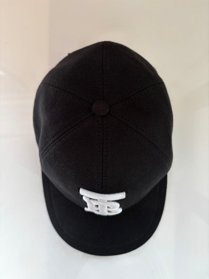 BURBERRY ベースボールキャップ 黒（M）
