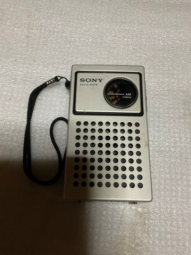ソニー・SOLID STATE。AMラジオ。モデル／TR-4170。【作動確認】