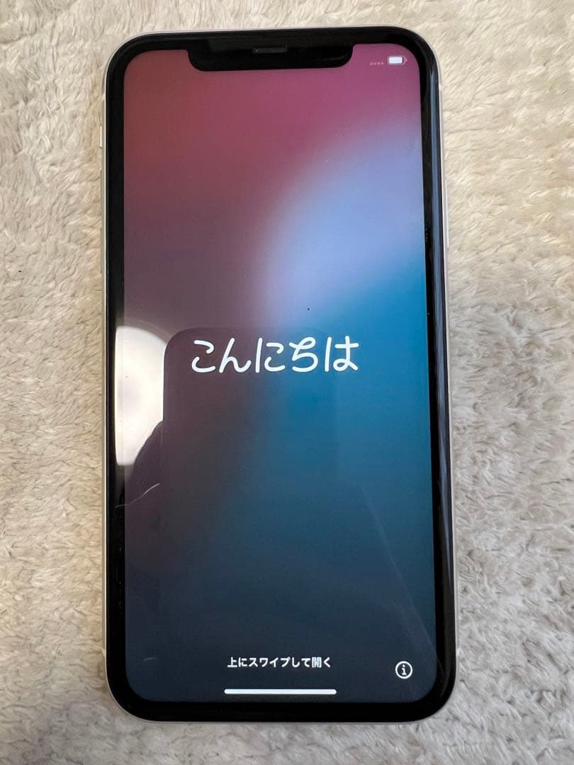 iPhone 11 64GB シルバー　本体
