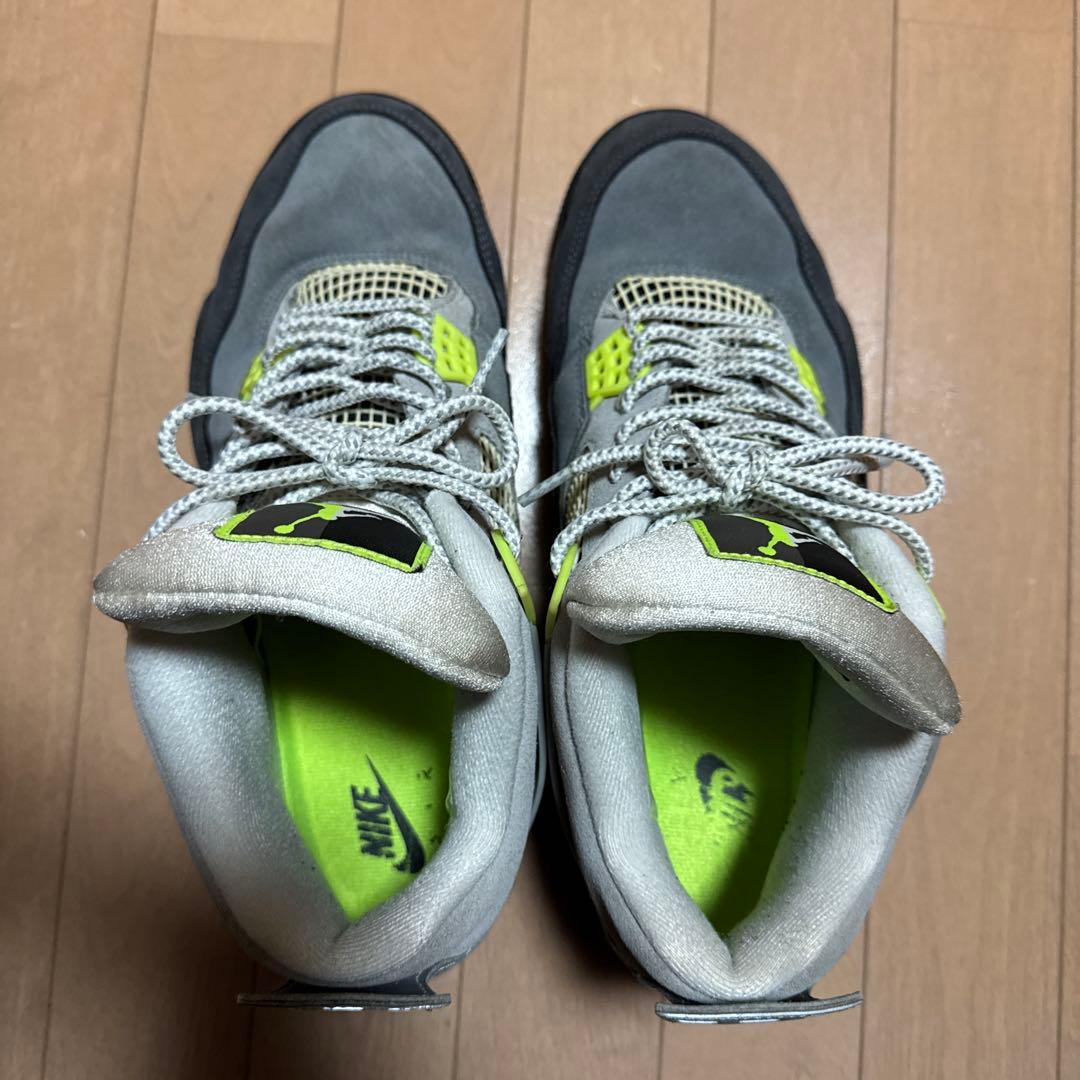 週末値下げNike Air Jordan 4 neon ネオン