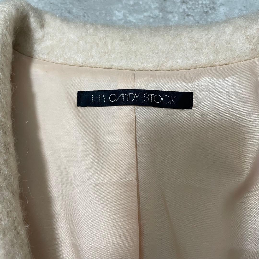 美品⭐︎リリーブラウン ビジューボタン ファー付き コート 定価3.9万 ベージュ