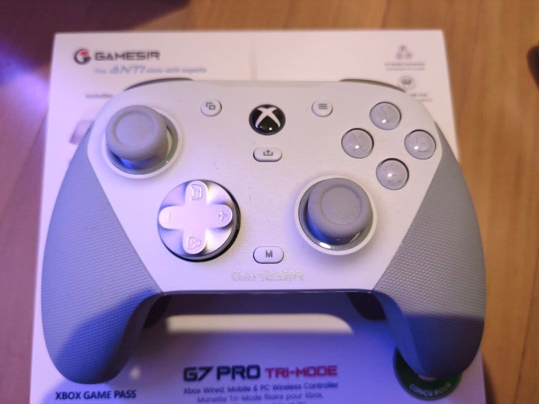 GAMESIR G7 PRO TRI-MODE コントローラー