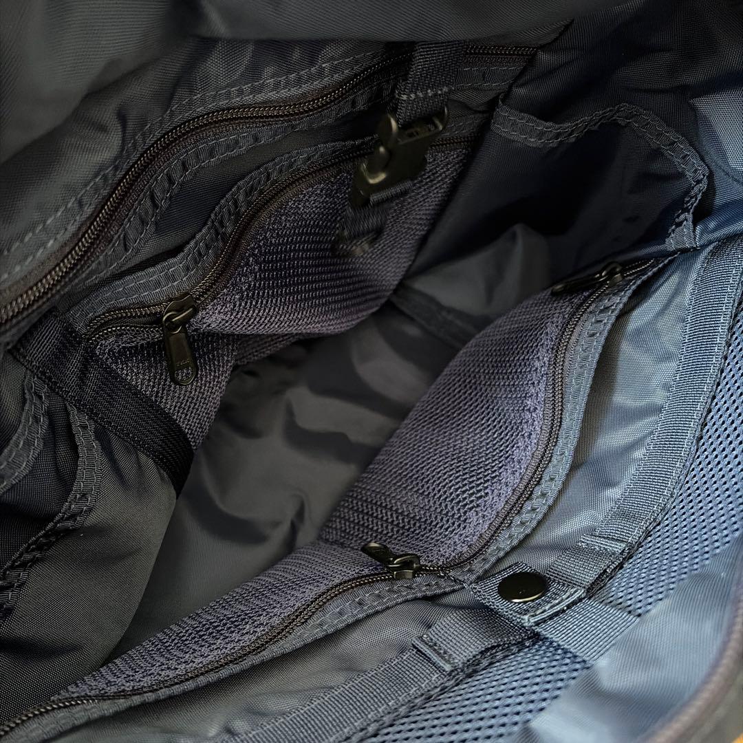 【美品】DISCRETE TOTE SM MW GENII