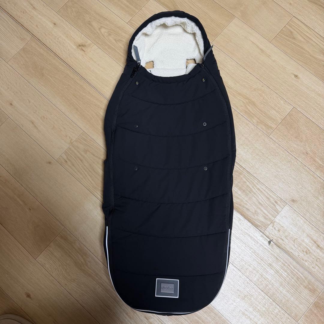 【美品】サイベックス　プラチナムフットマフ