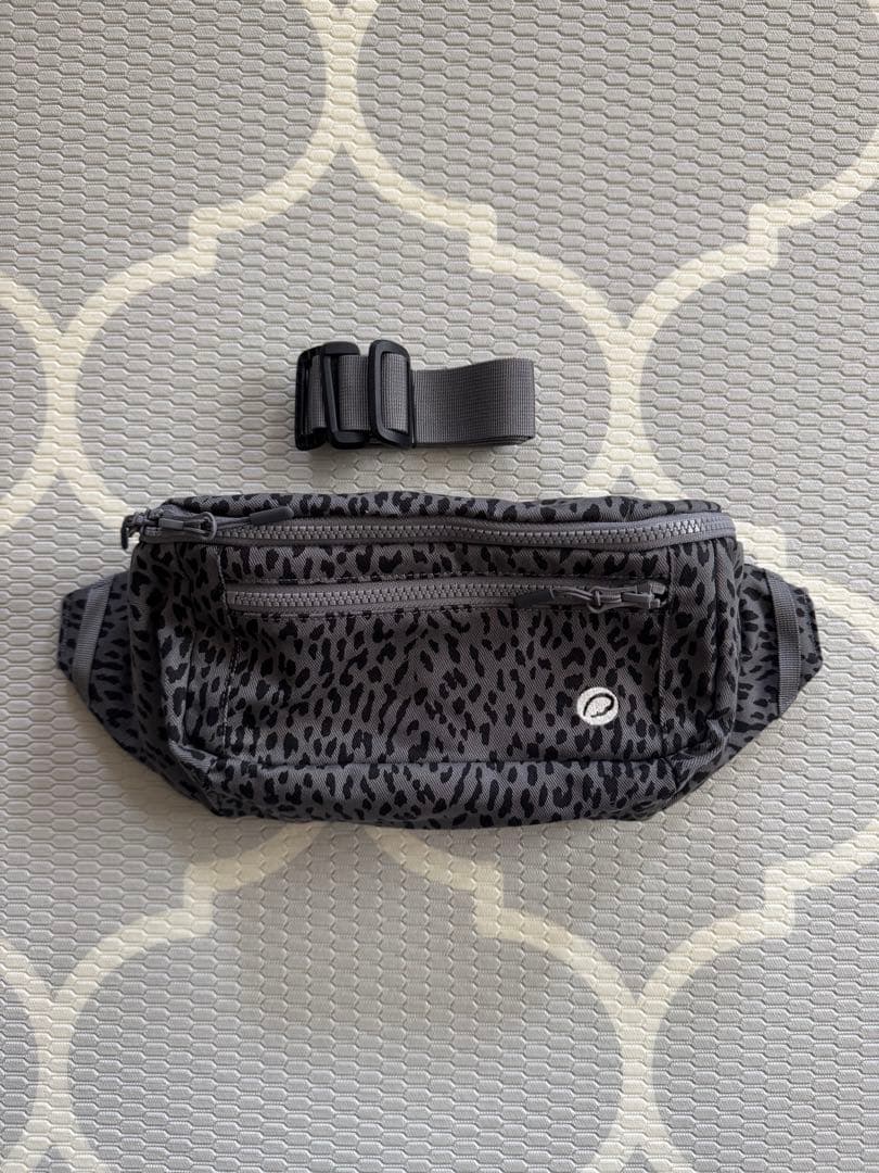 グスケット365 抱っこ紐 【レオパード】