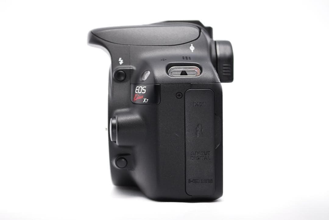 女性人気✨軽量✨手のひらサイズ✨Canon EOS Kiss X7✨Wレンズ