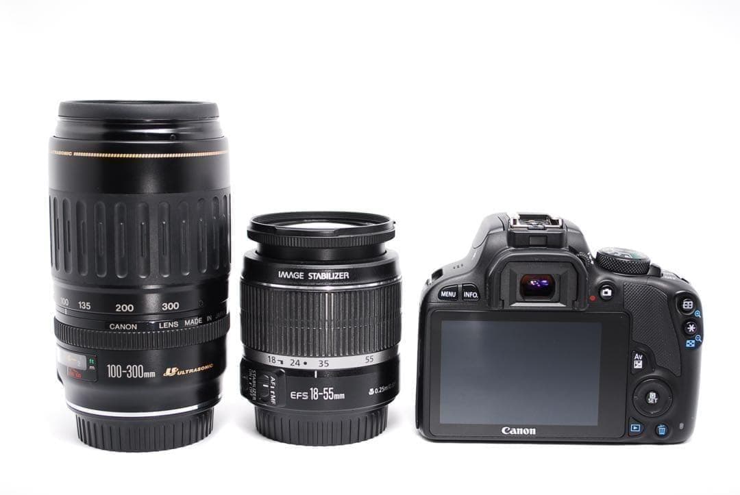 女性人気✨軽量✨手のひらサイズ✨Canon EOS Kiss X7✨Wレンズ