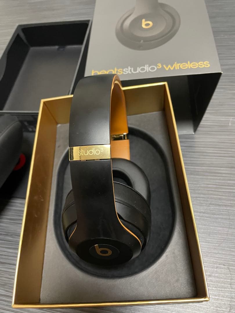 beats studio3 wireless ブラック/ゴールド