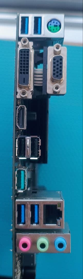 ASUS TUF GAMING A520M-PLUS マザーボード