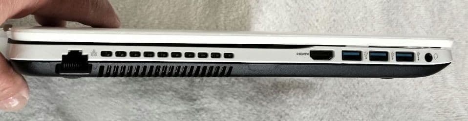 (値下げ)富士通FMV LIFEBOOK AH50/X FMVA50XWP