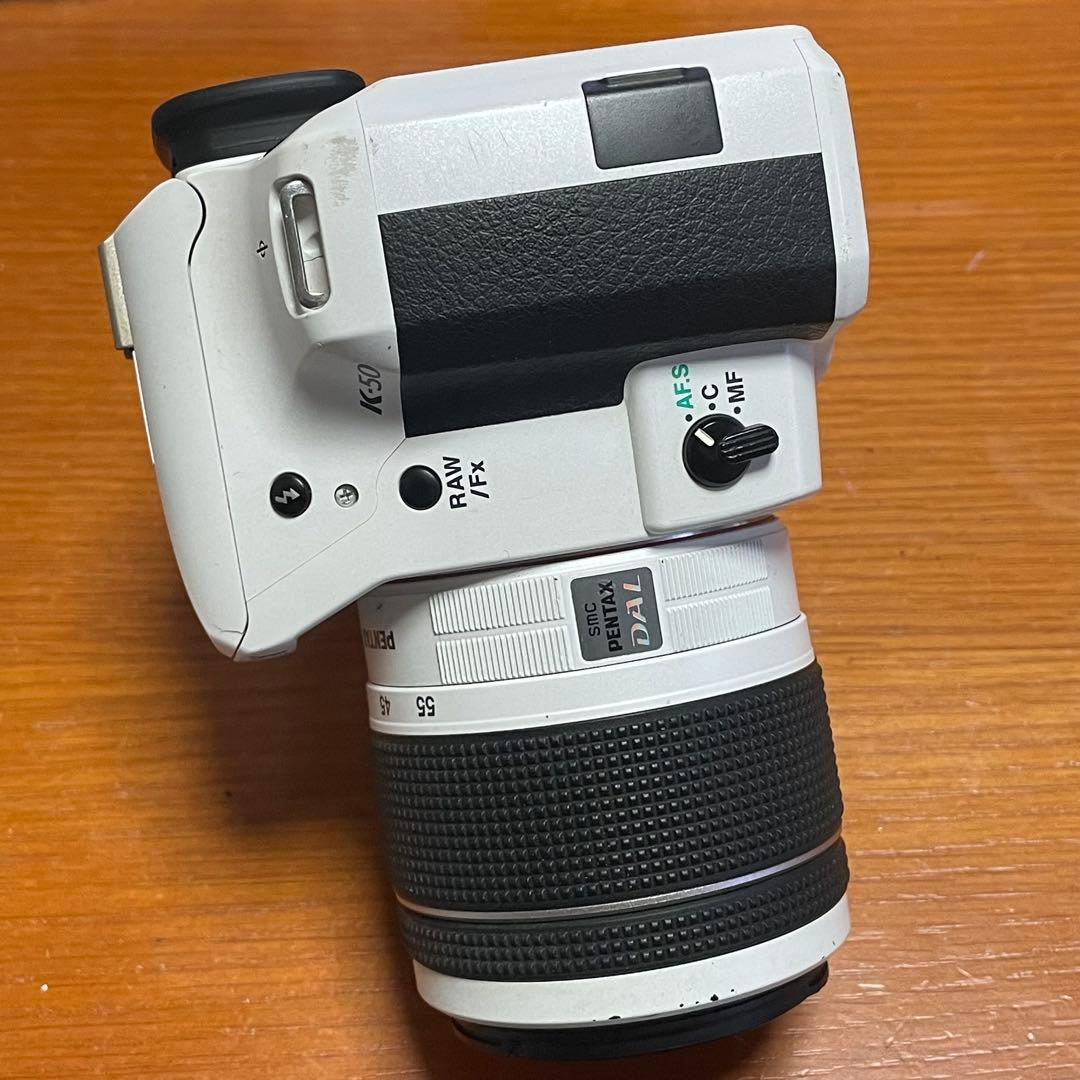 PENTAX デジタル一眼レフ K-50 レンズキット WHITE ジャンク