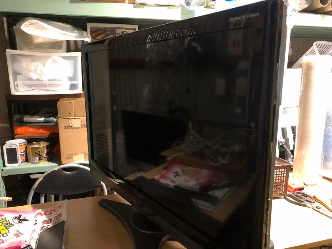 SHARP 液晶テレビ 32インチ　2010年製