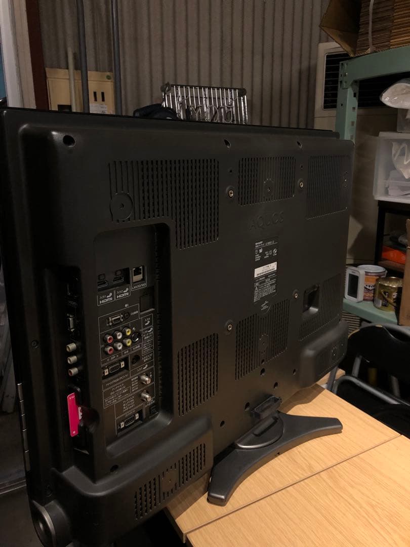 SHARP 液晶テレビ 32インチ　2010年製