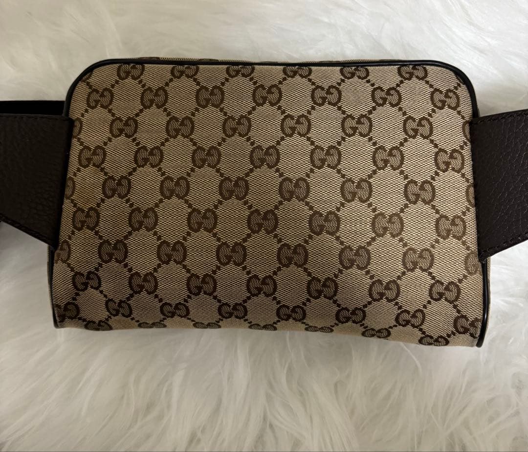 GUCCI グッチ ボディーバッグ GGキャンバス