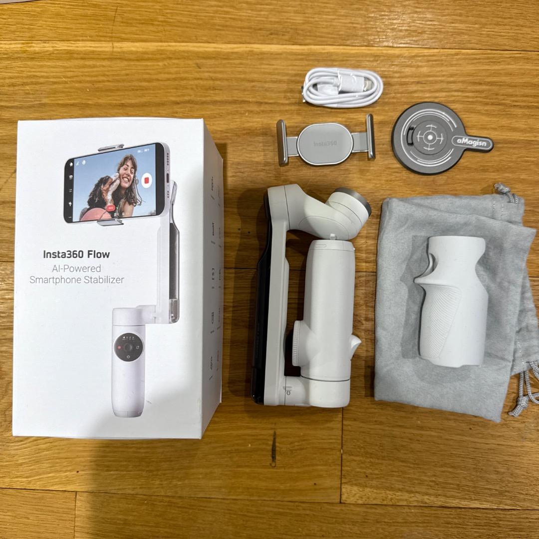 Insta360 Flow　Magsafe アダプタ付き