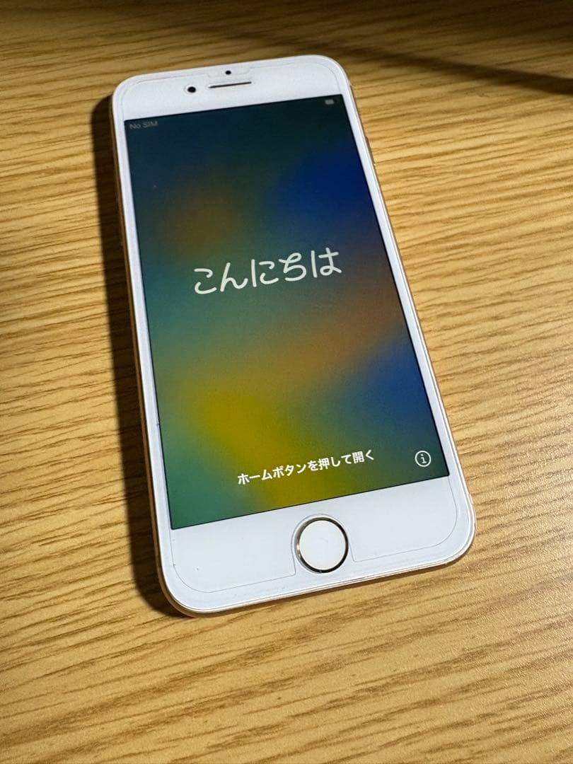 iPhone 8 64GB 100% SIMフリー