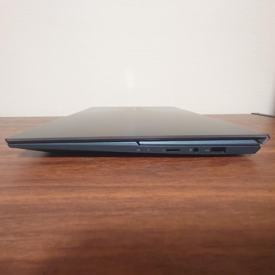 【美品】ASUS ZenBook Duo 14 UX482EA
