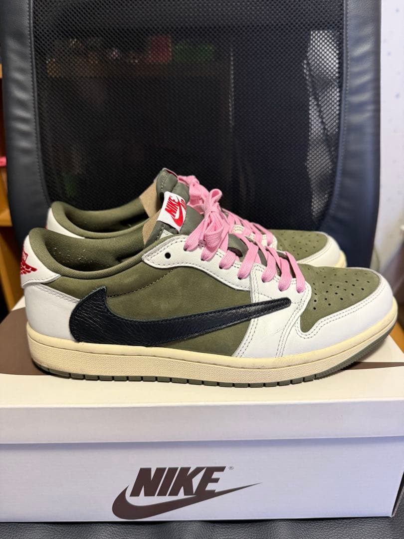 TravisScott × Air Jordan 1 Low
