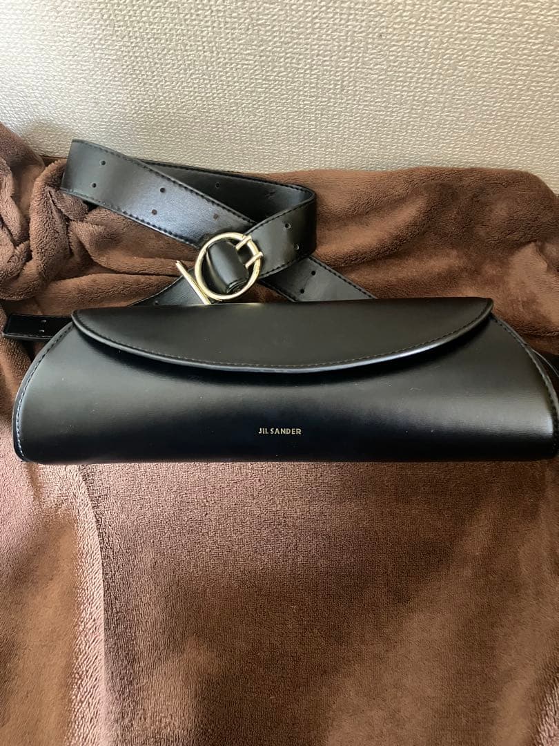 JIL SANDER ブラックボディバッグ