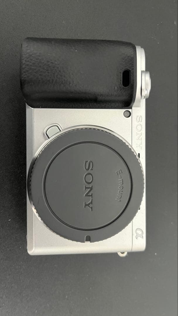 SONY α6400 ミラーレスカメラ 本体と付属品