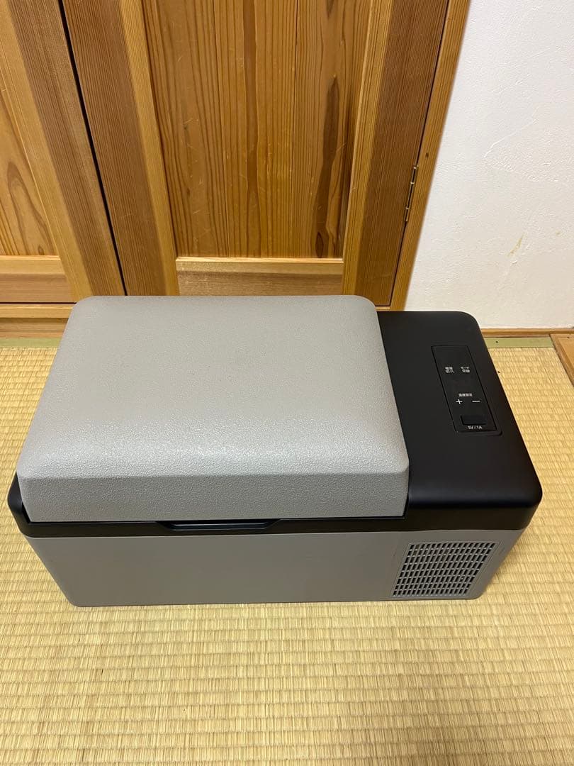 【持ち運べる小型冷蔵庫】 アイリスプラザ 車載冷蔵庫　20L