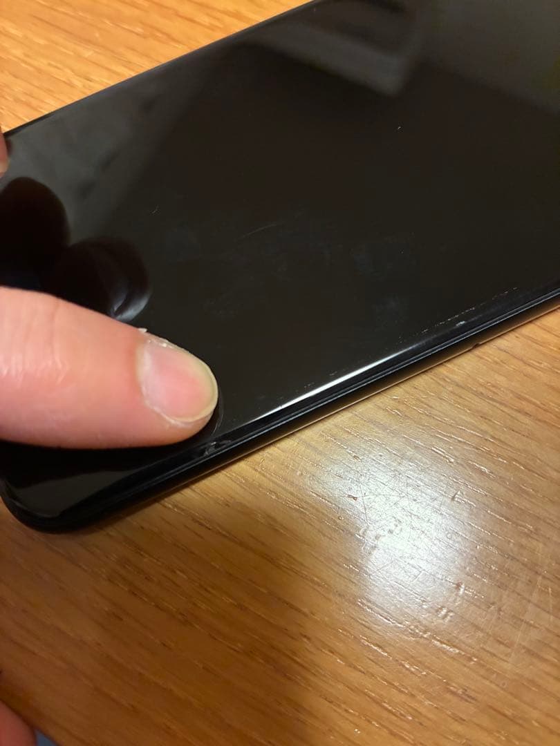 iPhone SE (第2世代) ブラック 本体