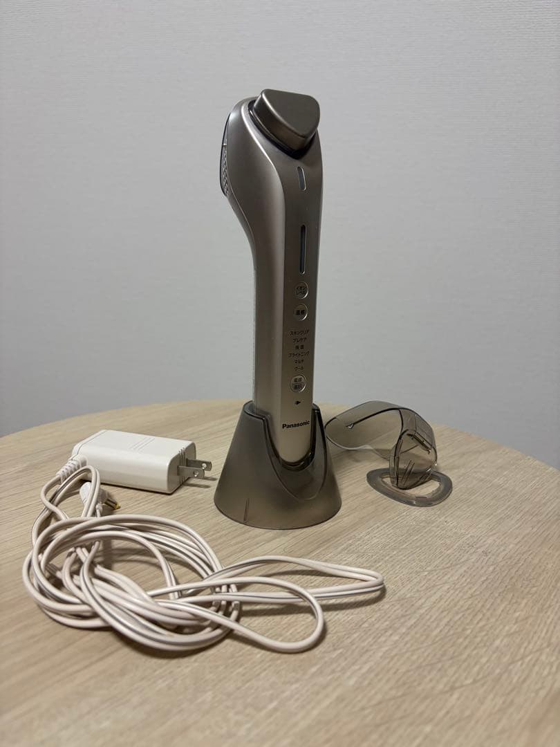 【パナソニック】導入美顔器 イオンエフェクター 高浸透タイプ EH-ST98