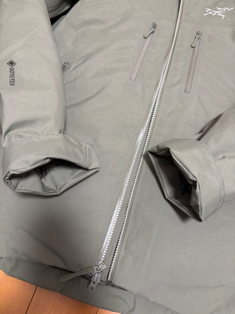 【りりぱしー】ARC’TERYXアークテリクス　ベータダウンジャケット