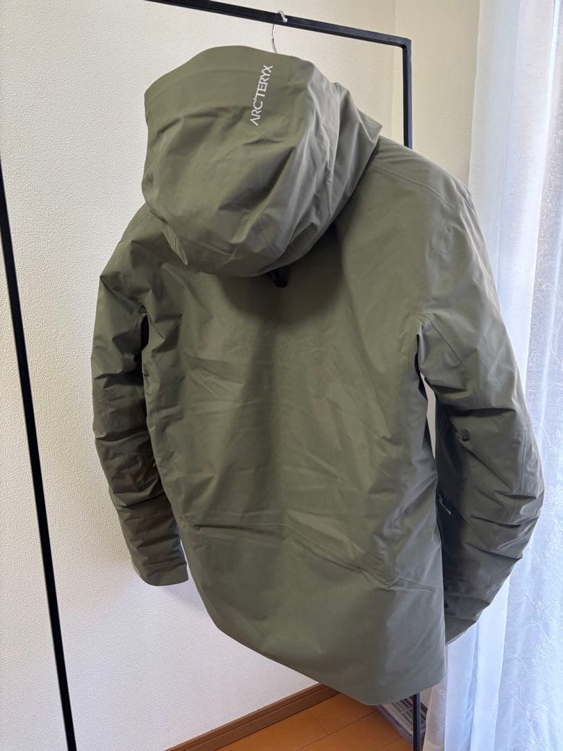 【りりぱしー】ARC’TERYXアークテリクス　ベータダウンジャケット