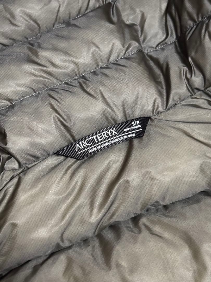 【りりぱしー】ARC’TERYXアークテリクス　ベータダウンジャケット