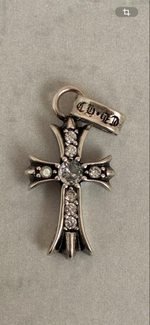 クロムハーツ ベビーファット paveダイヤ チャーム ネックレス