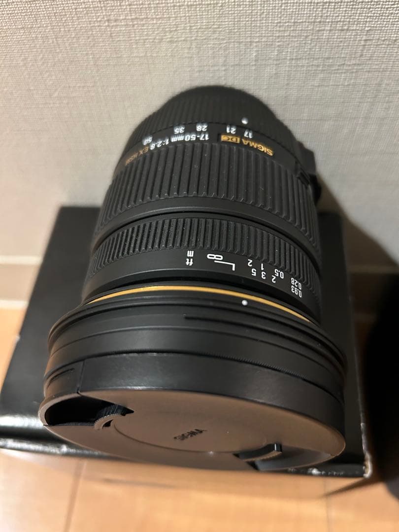 SIGMA 17-50mm F2.8 EX DC OS レンズ
