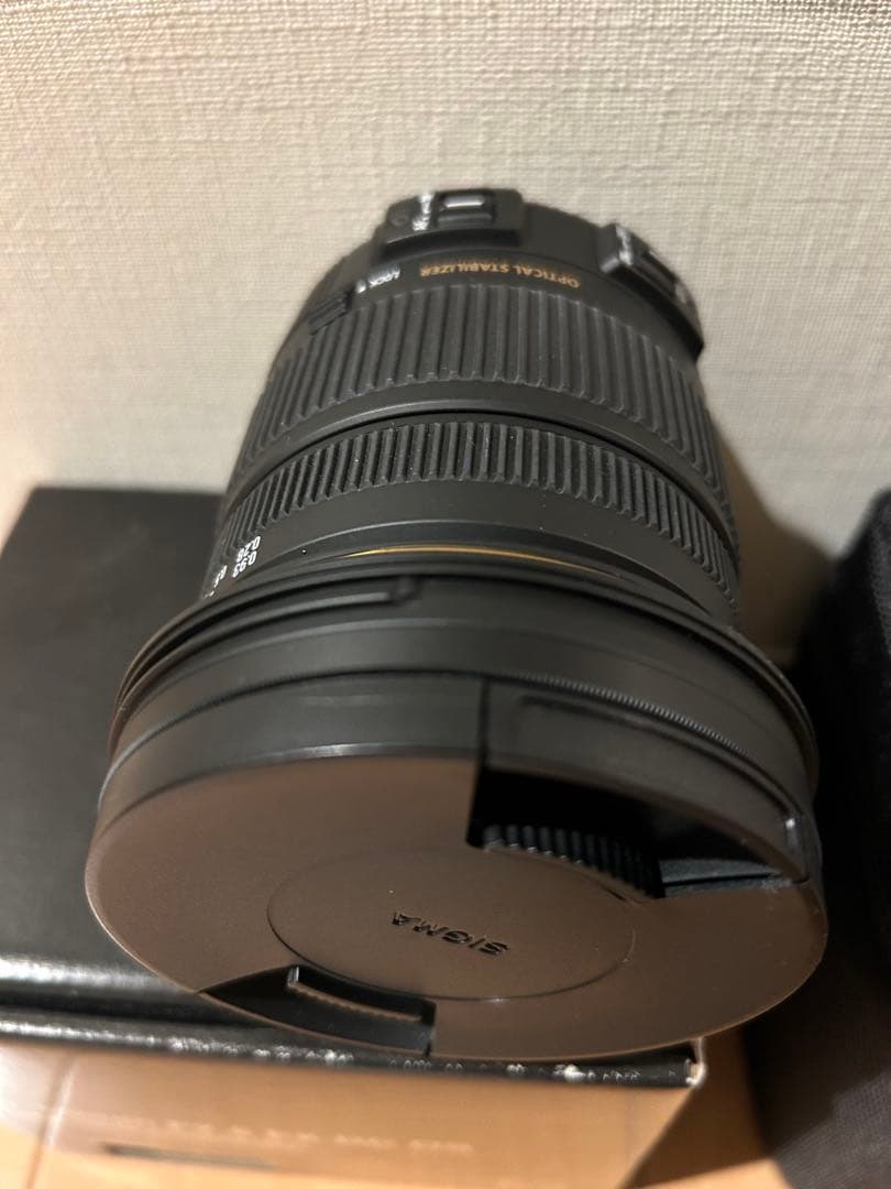 SIGMA 17-50mm F2.8 EX DC OS レンズ