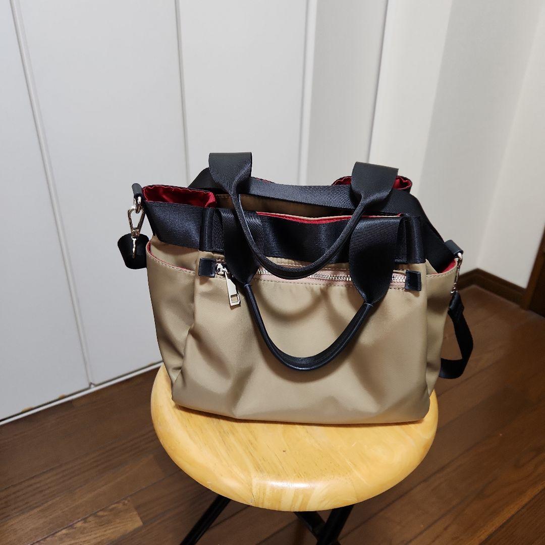 ピッコーネベージュ ナイロン バッグ